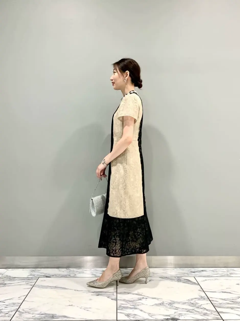 GRACE CONTINENTAL The Banquet eri コーディネート画像