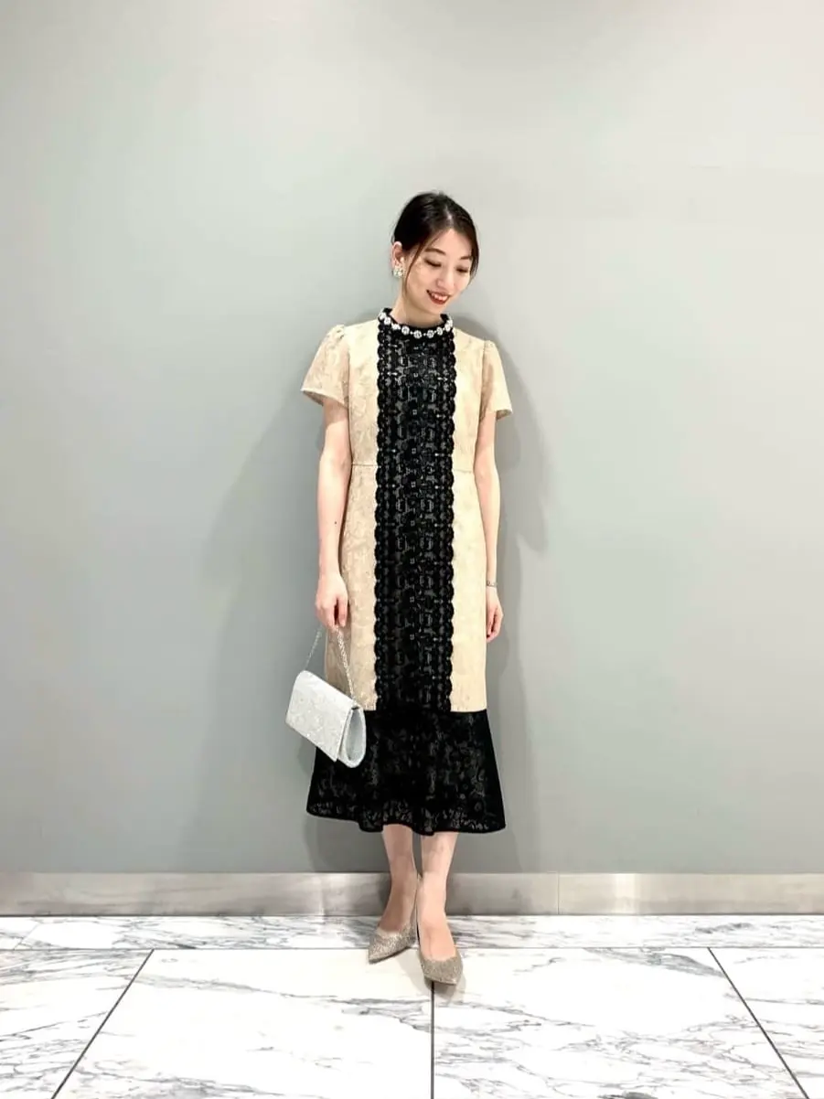 GRACE CONTINENTAL The Banquet eri コーディネート画像