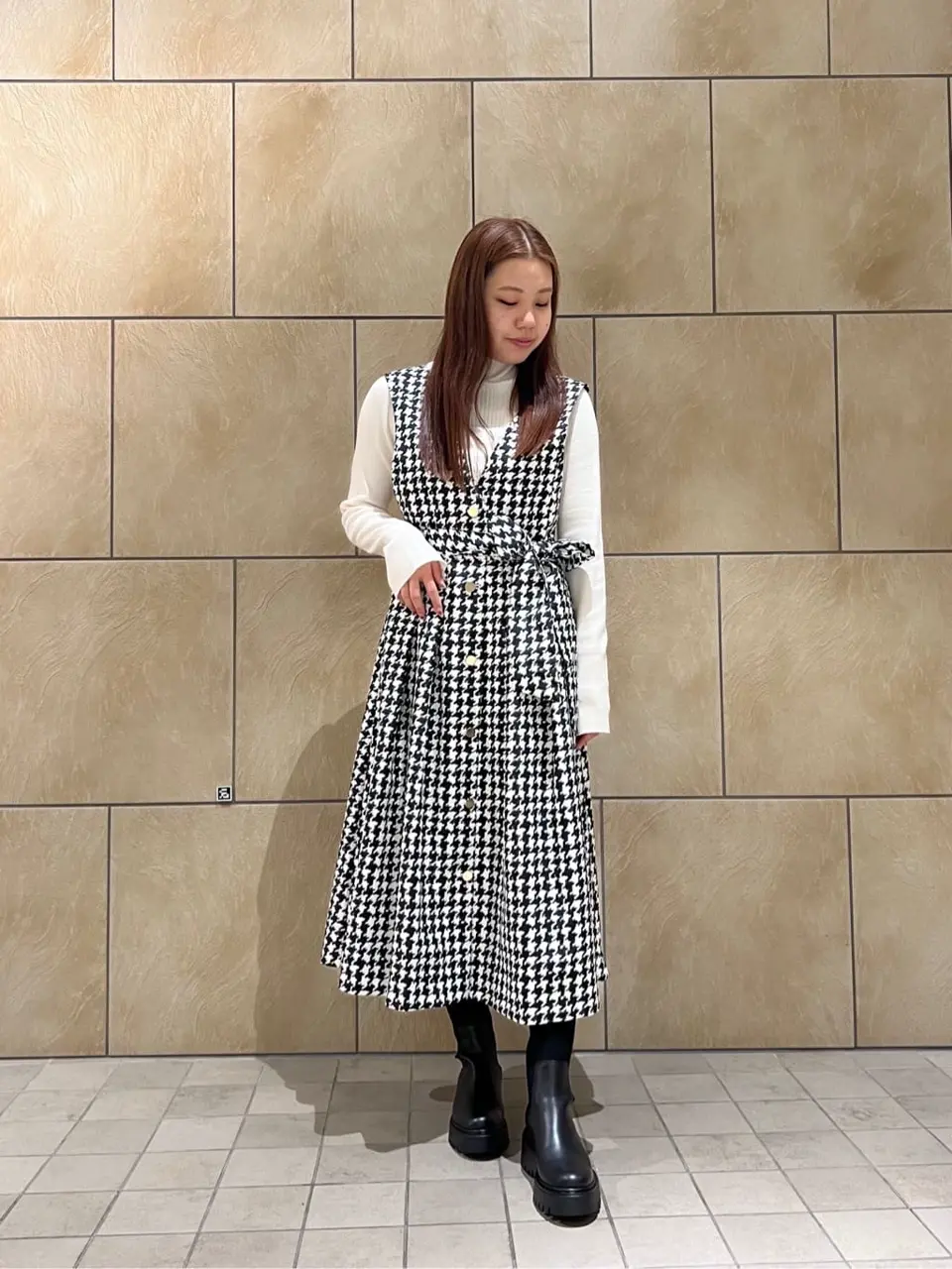 GRACE CONTINENTAL The Banquet 赤坂 梨来 コーディネート画像