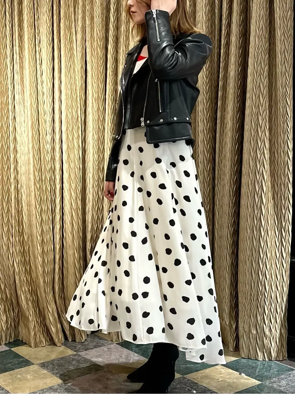 GRACE CONTINENTAL The Banquet Kogane. コーディネート画像