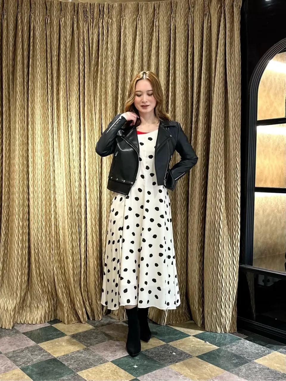 GRACE CONTINENTAL The Banquet Kogane. コーディネート画像