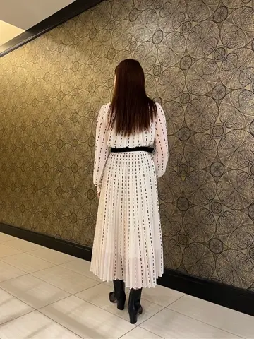 GRACE CONTINENTAL The Banquet 赤坂 梨来 コーディネート画像