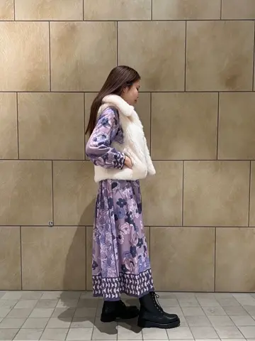 GRACE CONTINENTAL The Banquet 赤坂 梨来 コーディネート画像