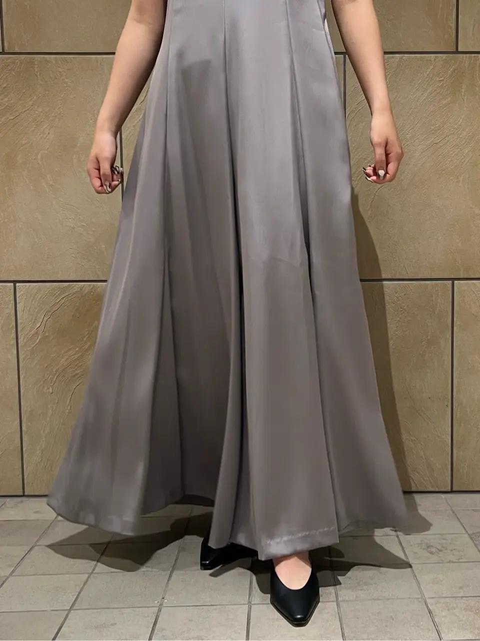 GRACE CONTINENTAL The Banquet 赤坂 梨来 コーディネート画像