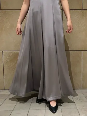 GRACE CONTINENTAL The Banquet 赤坂 梨来 コーディネート画像