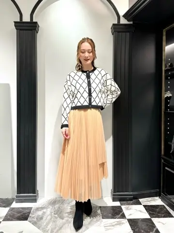 GRACE CONTINENTAL The Banquet Kogane. コーディネート画像