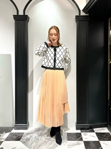 GRACE CONTINENTAL The Banquet Kogane. コーディネート画像