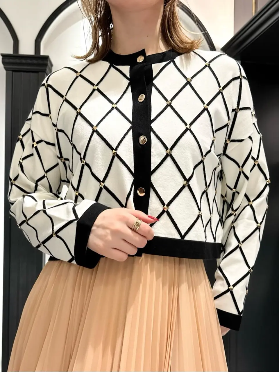 GRACE CONTINENTAL The Banquet Kogane. コーディネート画像