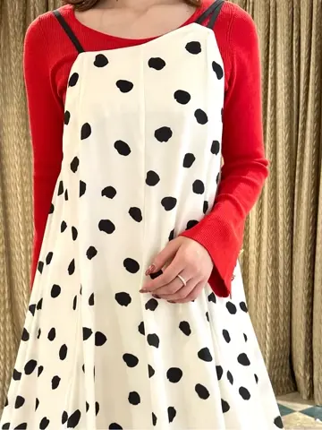 GRACE CONTINENTAL The Banquet Kogane. コーディネート画像