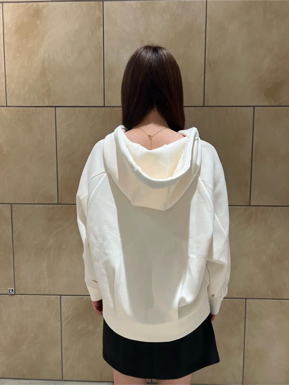 GRACE CONTINENTAL The Banquet 赤坂 梨来 コーディネート画像