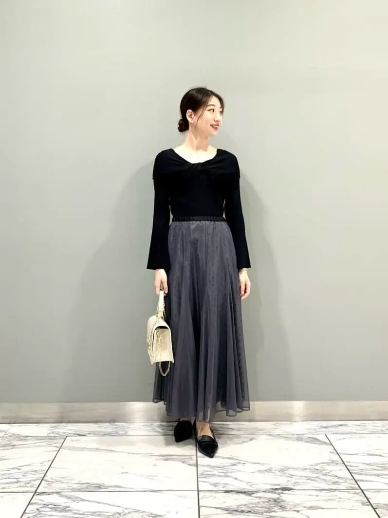 GRACE CONTINENTAL The Banquet eri コーディネート画像