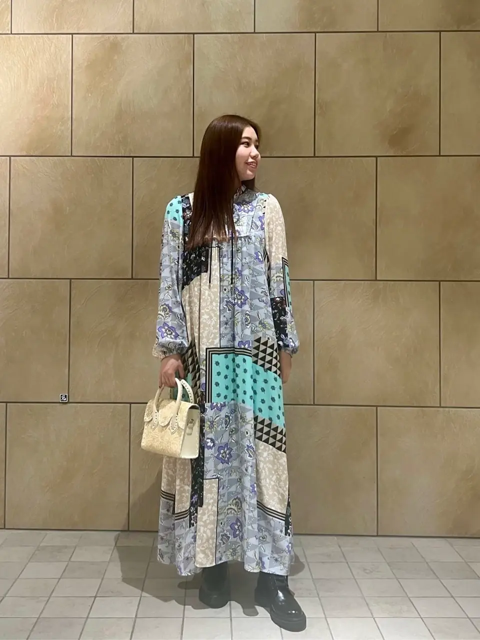 GRACE CONTINENTAL The Banquet 赤坂 梨来 コーディネート画像