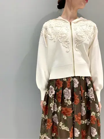 GRACE CONTINENTAL The Banquet eri コーディネート画像