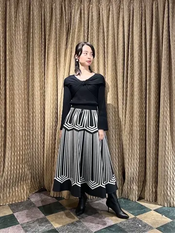 GRACE CONTINENTAL The Banquet yuri コーディネート画像