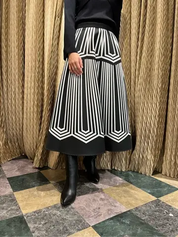 GRACE CONTINENTAL The Banquet yuri コーディネート画像