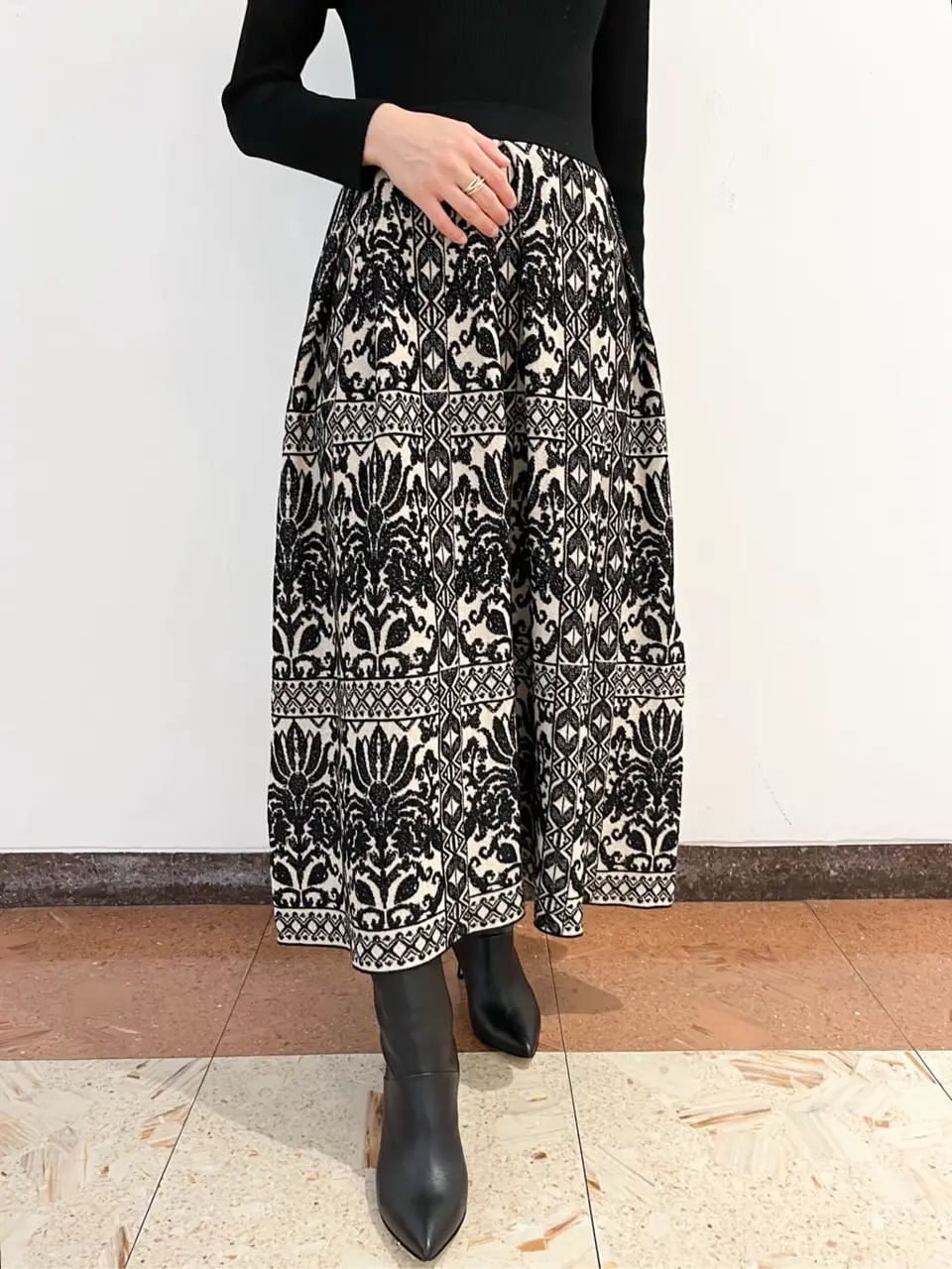 GRACE CONTINENTAL The Banquet yuri コーディネート画像