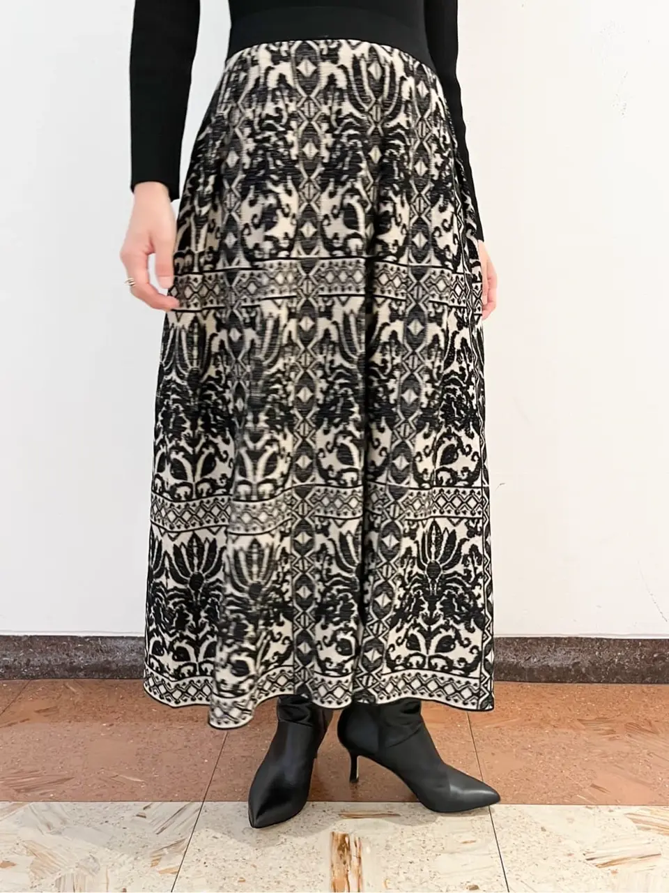 GRACE CONTINENTAL The Banquet yuri コーディネート画像