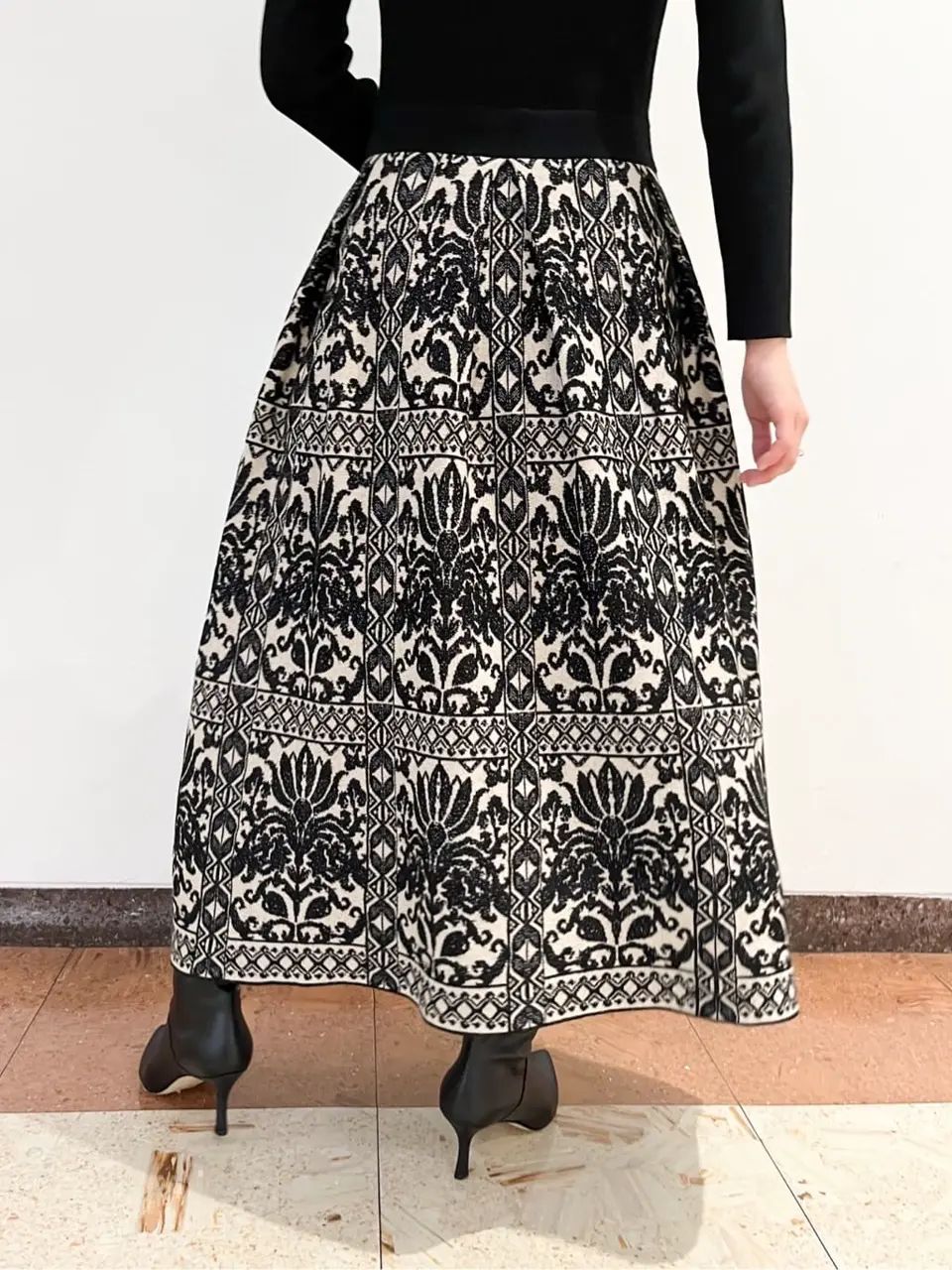 GRACE CONTINENTAL The Banquet yuri コーディネート画像