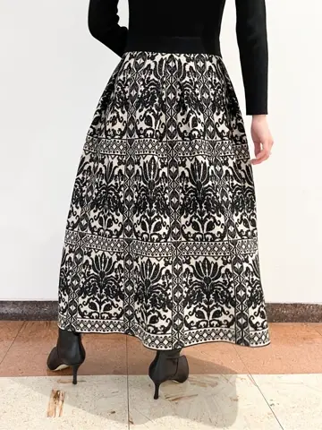 GRACE CONTINENTAL The Banquet yuri コーディネート画像