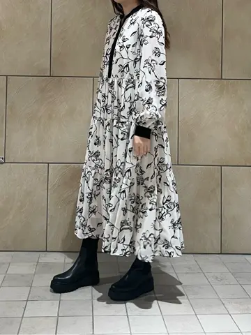 GRACE CONTINENTAL The Banquet 赤坂 梨来 コーディネート画像