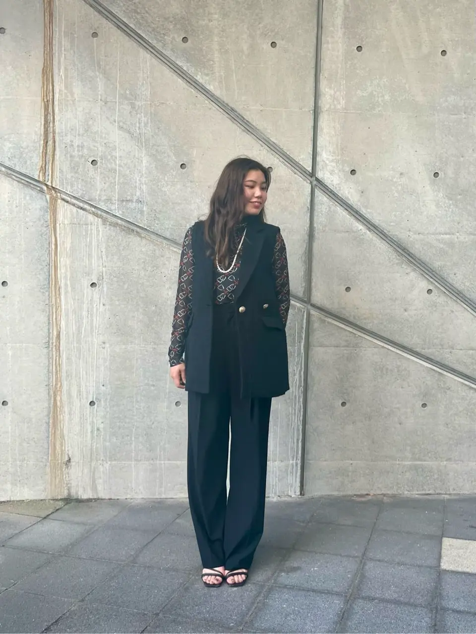 GRACE CONTINENTAL The Banquet 赤坂 梨来 コーディネート画像