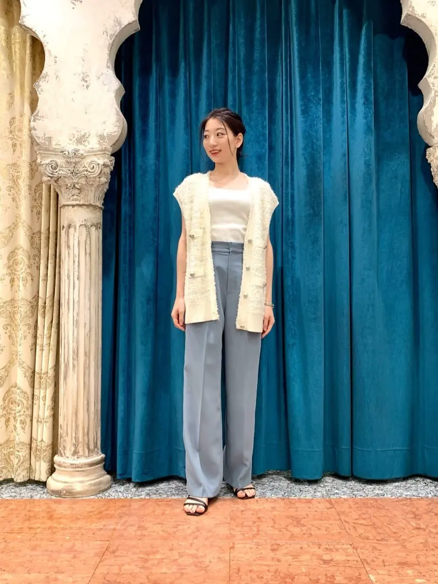 GRACE CONTINENTAL The Banquet eri コーディネート画像