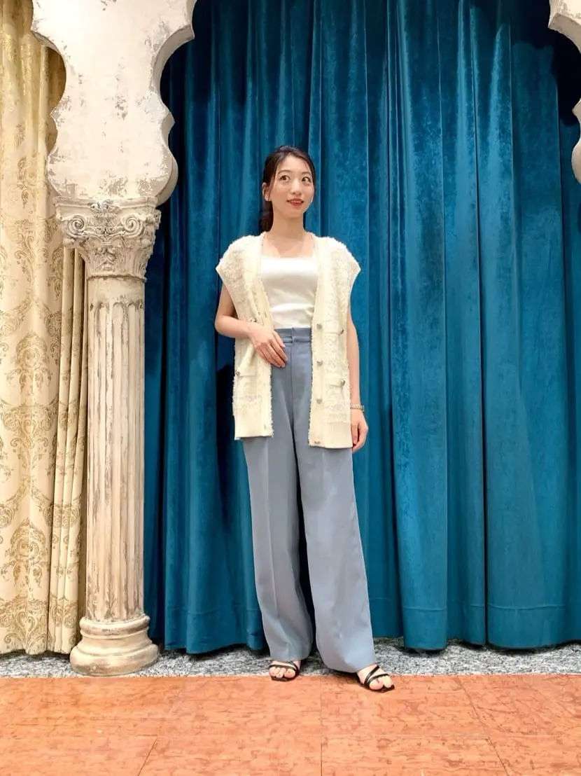 GRACE CONTINENTAL The Banquet eri コーディネート画像