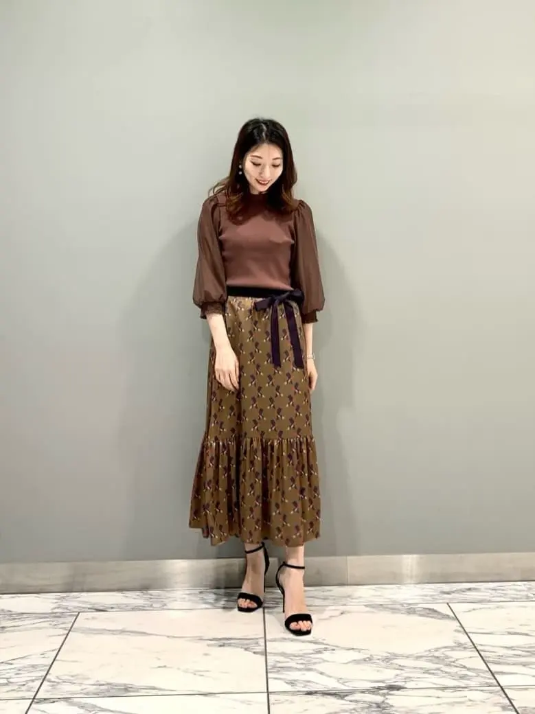 GRACE CONTINENTAL The Banquet eri コーディネート画像