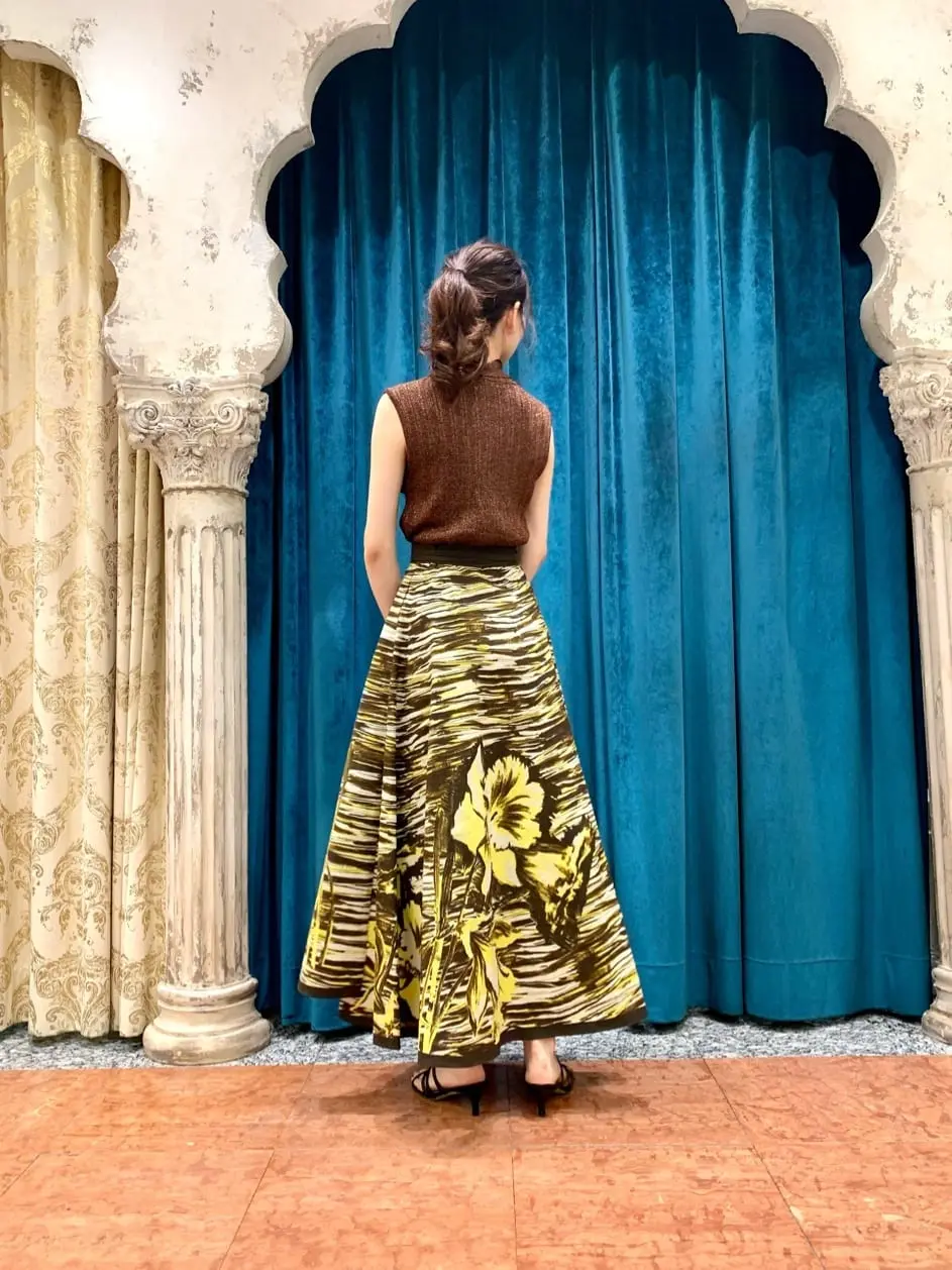 GRACE CONTINENTAL The Banquet eri コーディネート画像