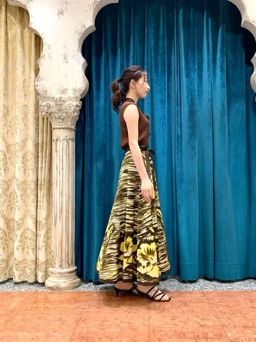 GRACE CONTINENTAL The Banquet eri コーディネート画像