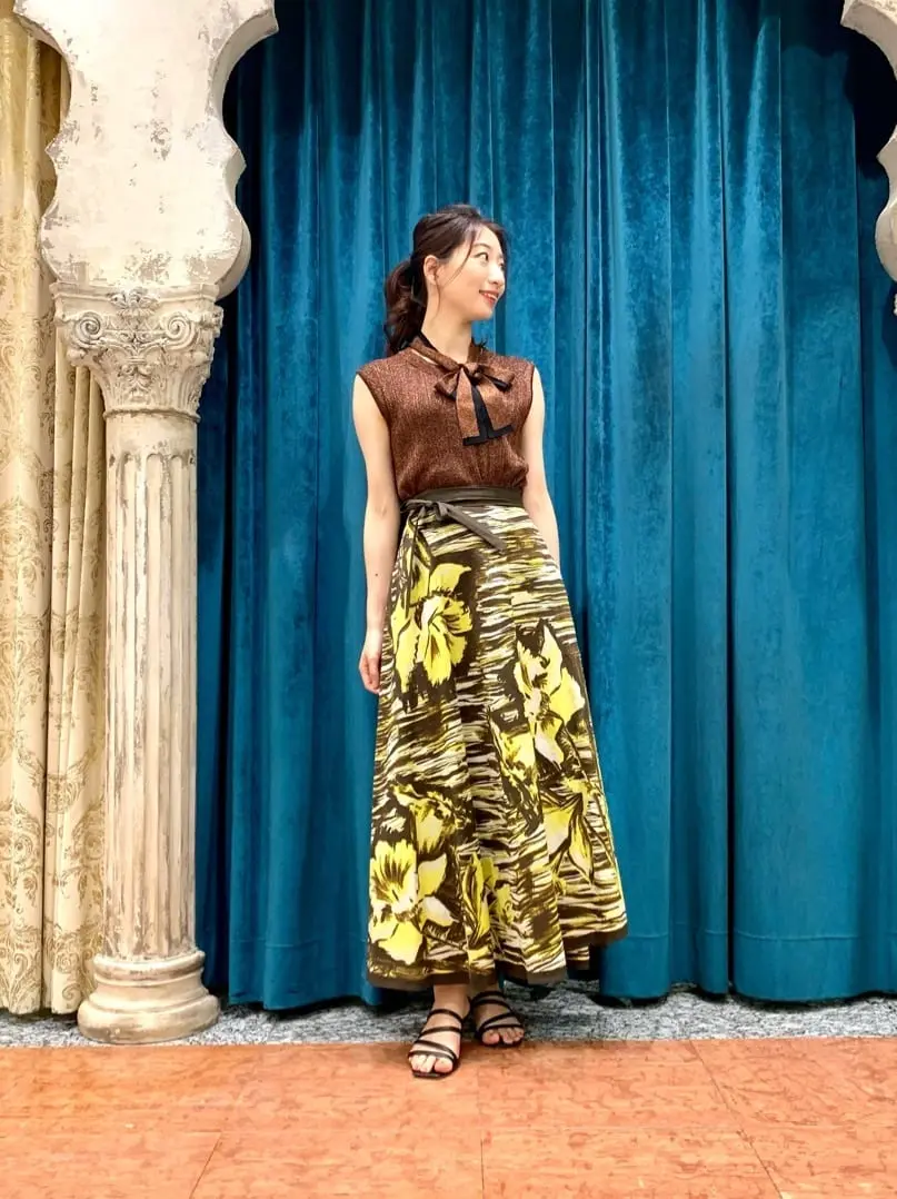 GRACE CONTINENTAL The Banquet eri コーディネート画像