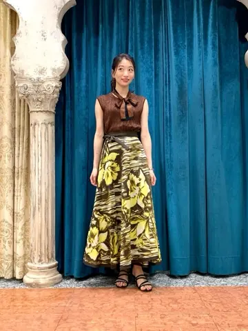 GRACE CONTINENTAL The Banquet eri コーディネート画像