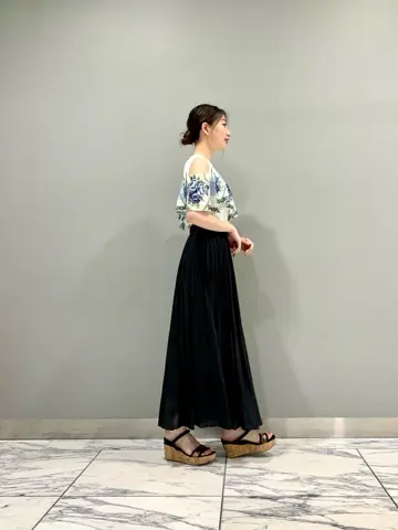 GRACE CONTINENTAL The Banquet eri コーディネート画像