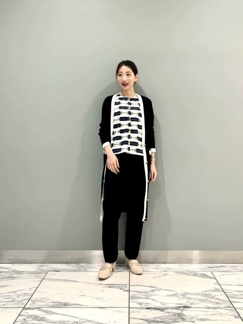 GRACE CONTINENTAL The Banquet eri コーディネート画像