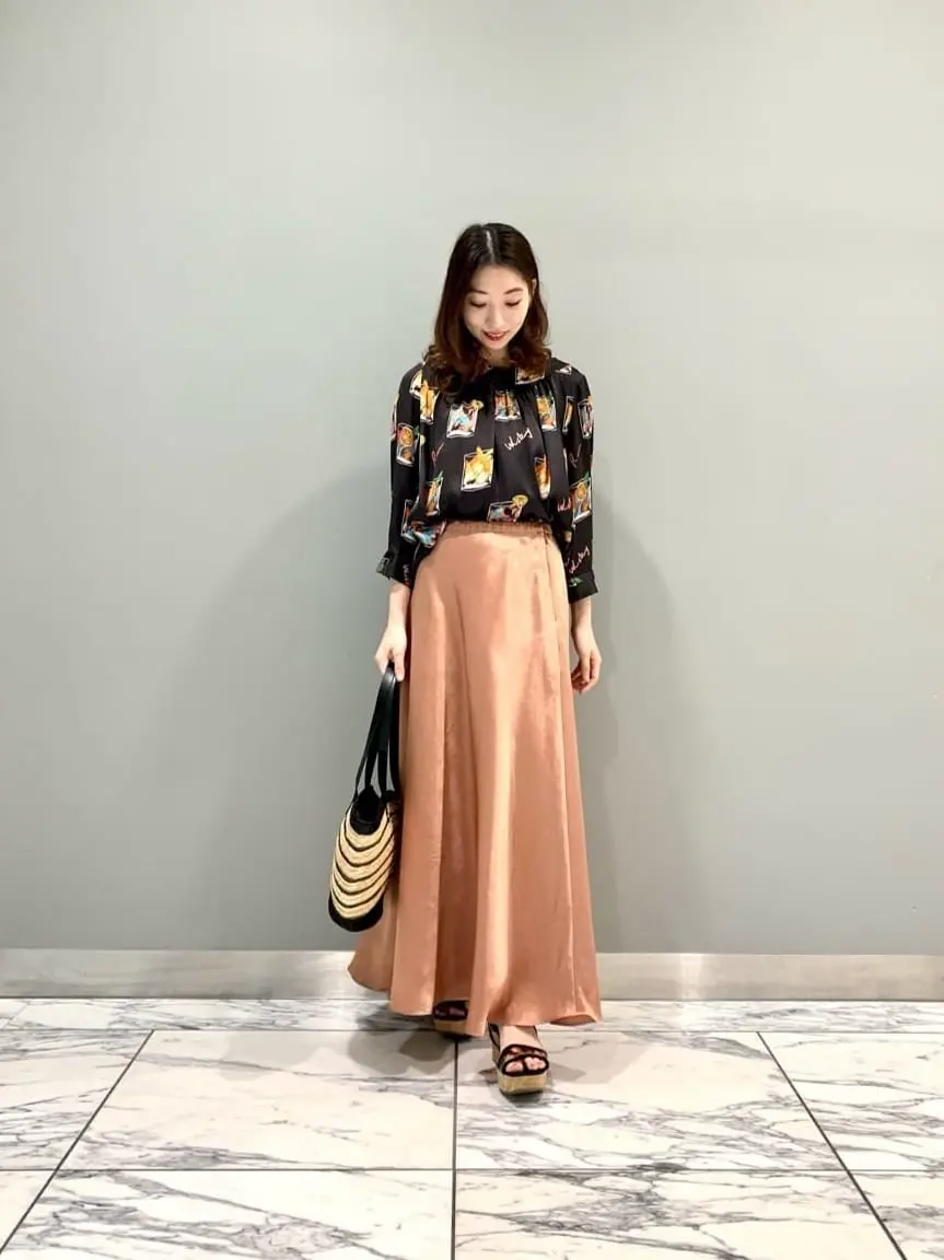 GRACE CONTINENTAL The Banquet eri コーディネート画像