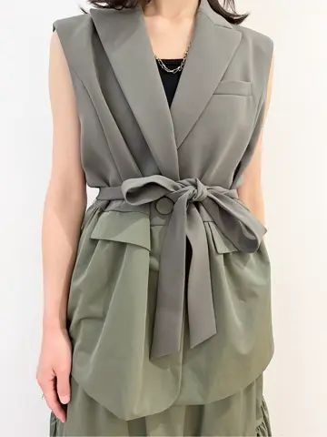 GRACE CONTINENTAL The Banquet yuri コーディネート画像