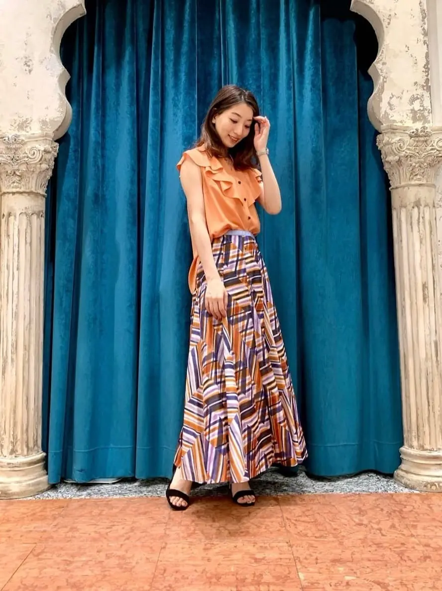 GRACE CONTINENTAL The Banquet eri コーディネート画像