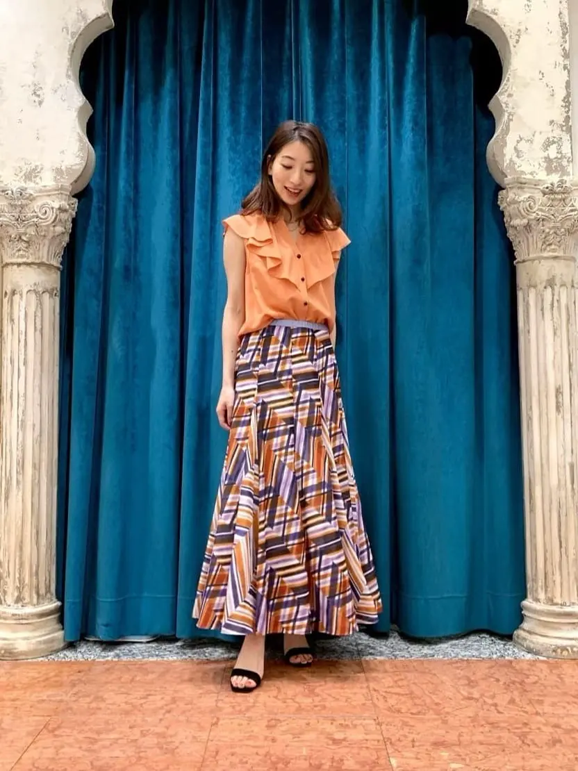 GRACE CONTINENTAL The Banquet eri コーディネート画像