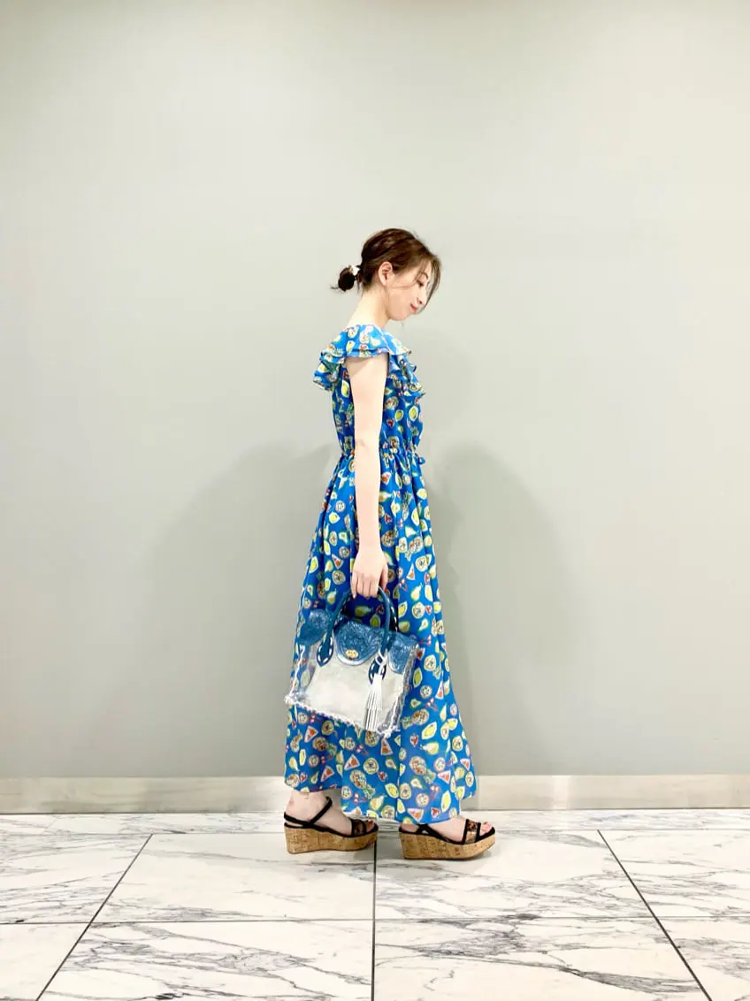 GRACE CONTINENTAL The Banquet eri コーディネート画像