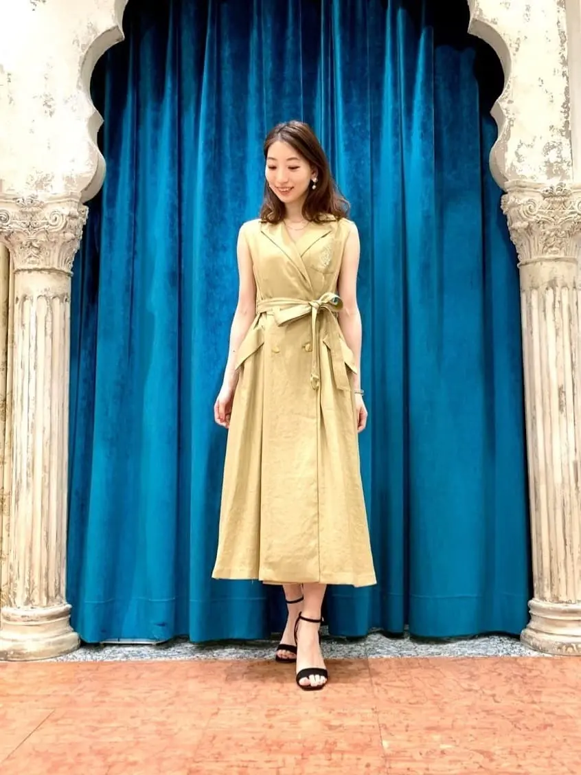 GRACE CONTINENTAL The Banquet eri コーディネート画像