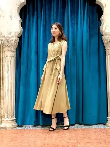 GRACE CONTINENTAL The Banquet eri コーディネート画像