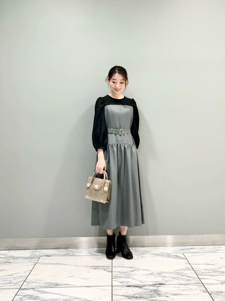 GRACE CONTINENTAL The Banquet eri コーディネート画像