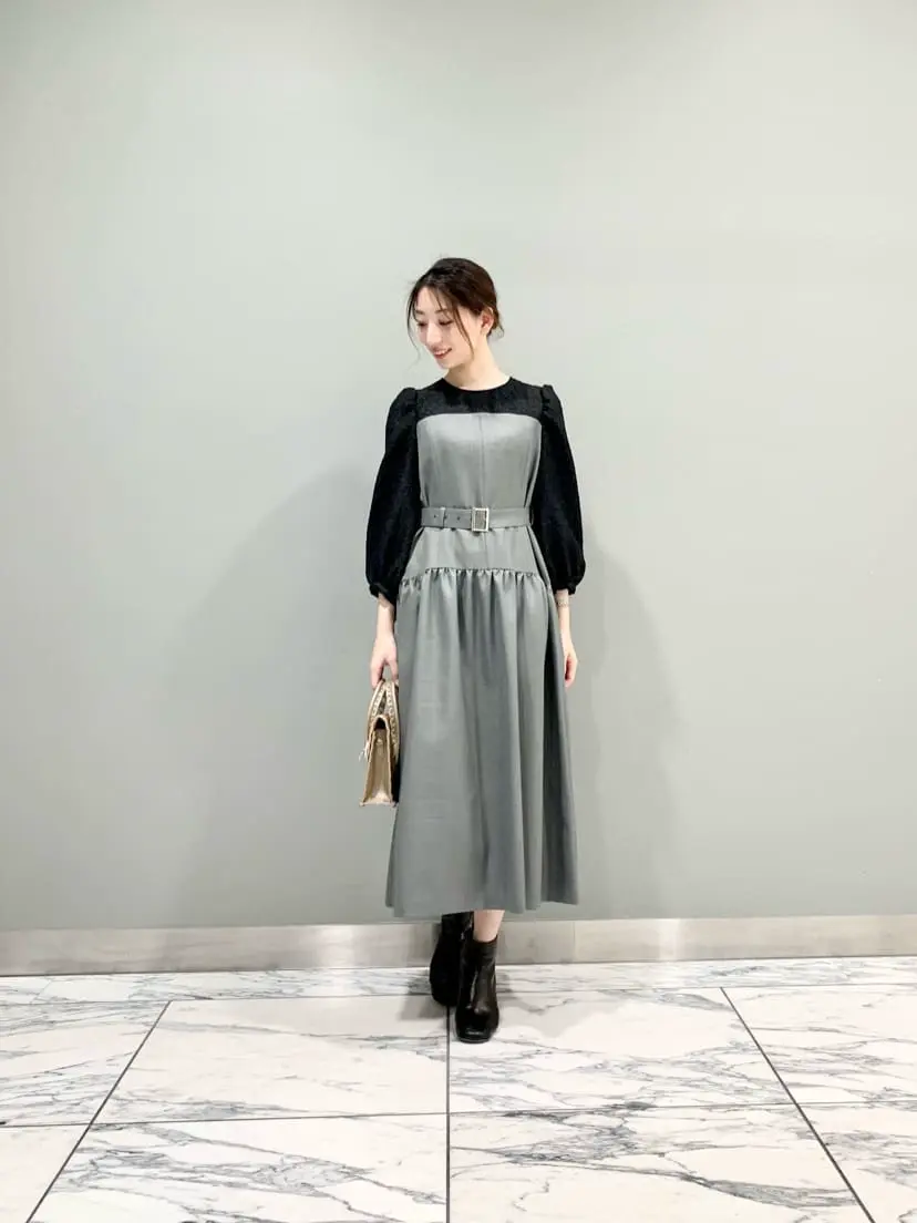 GRACE CONTINENTAL The Banquet eri コーディネート画像