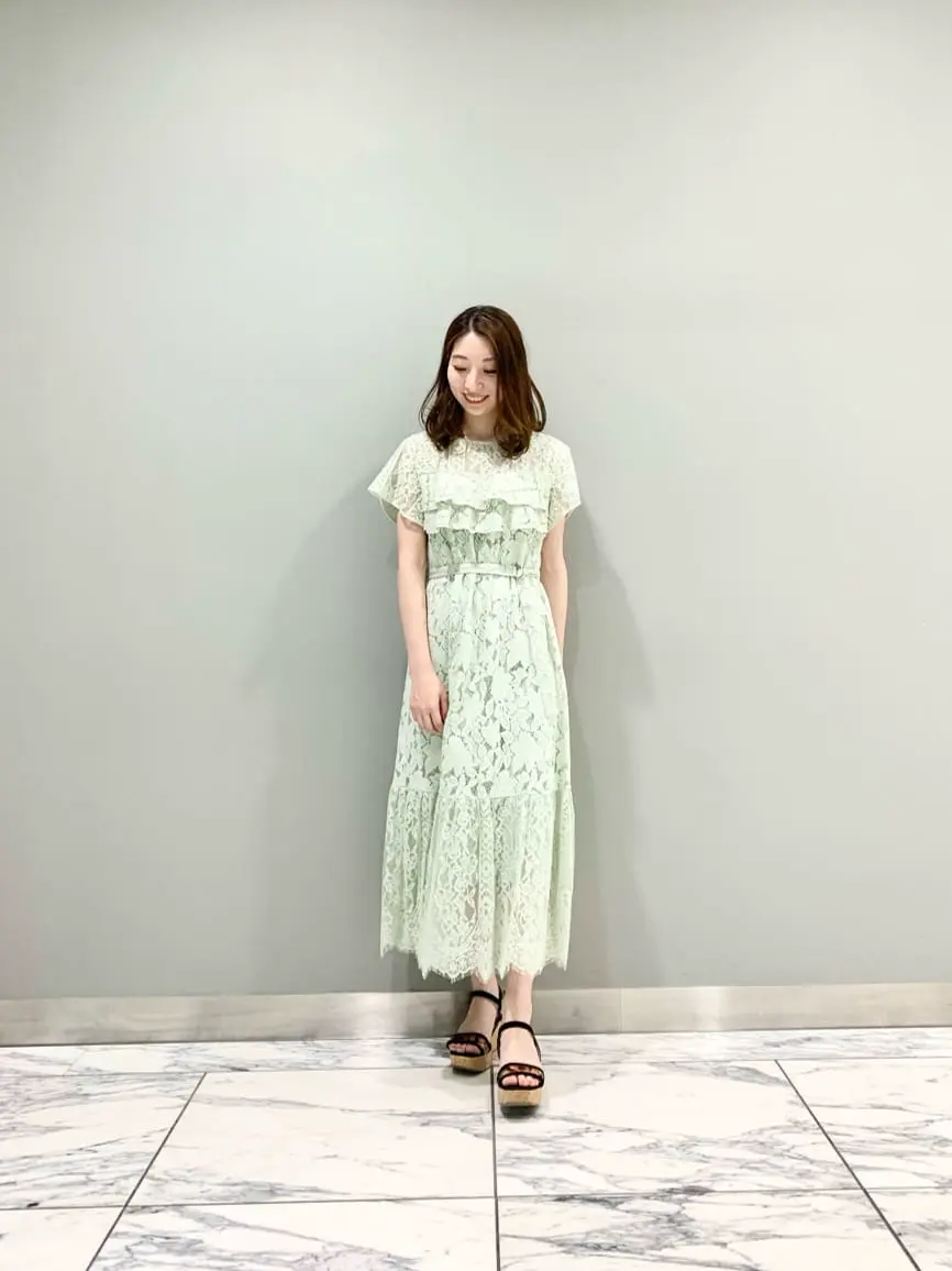 GRACE CONTINENTAL The Banquet eri コーディネート画像