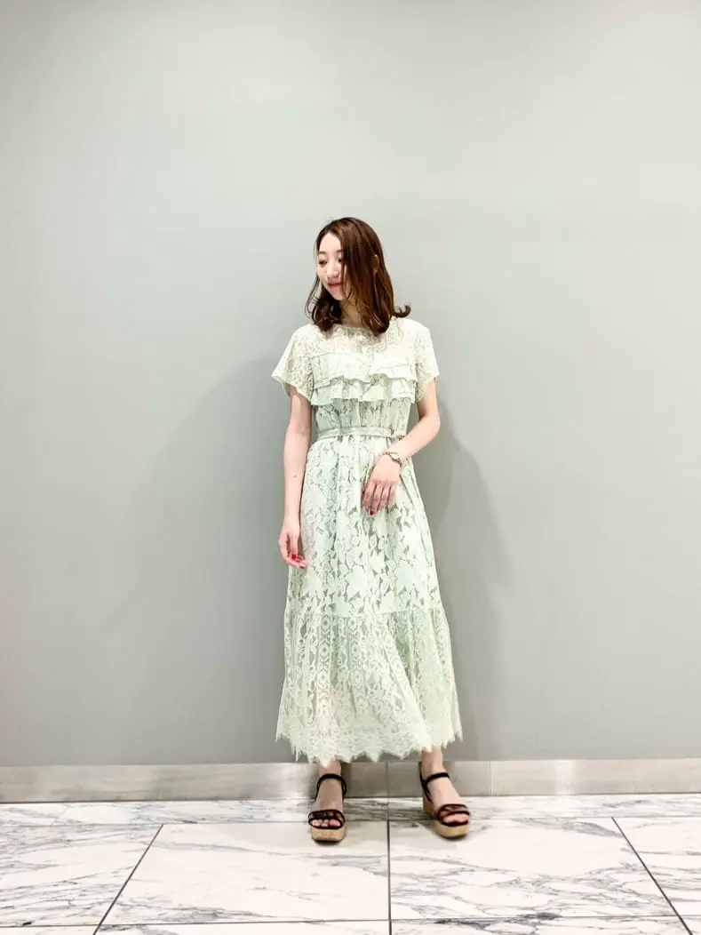 GRACE CONTINENTAL The Banquet eri コーディネート画像