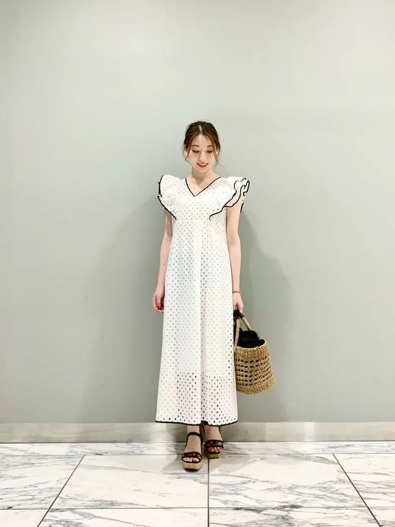 GRACE CONTINENTAL The Banquet eri コーディネート画像