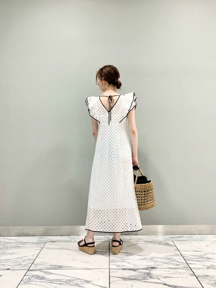 GRACE CONTINENTAL The Banquet eri コーディネート画像