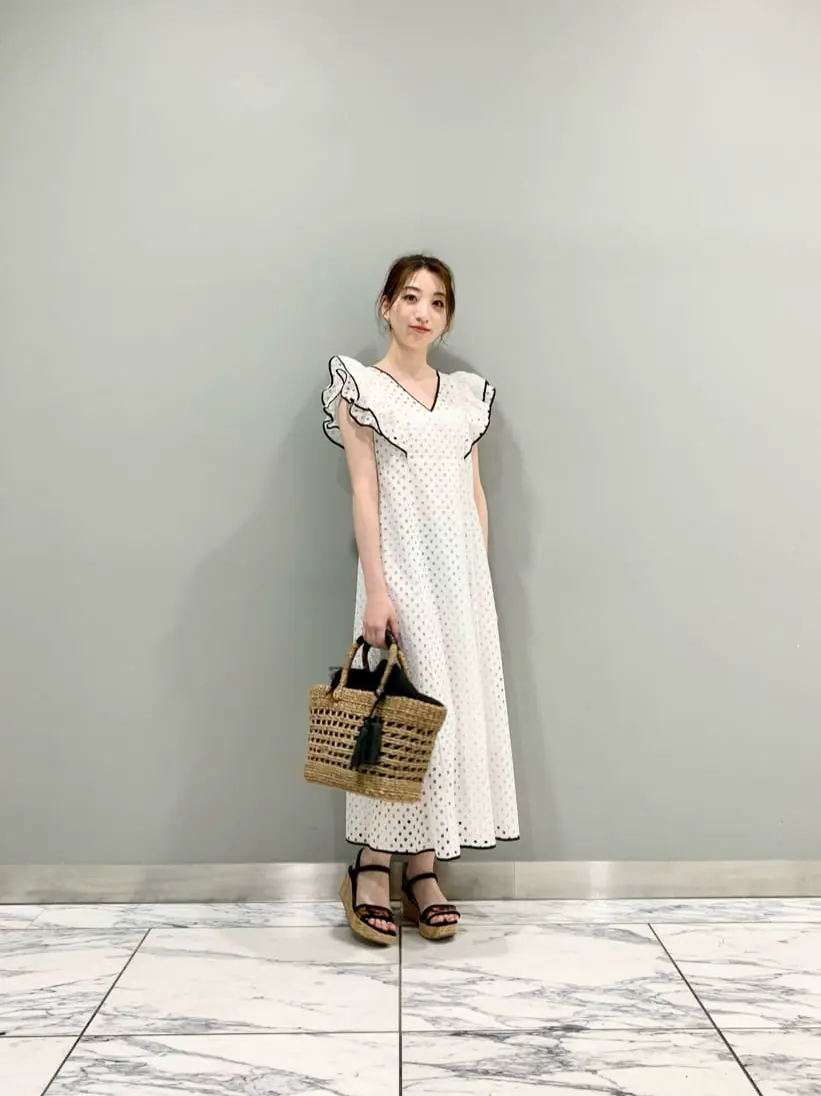 GRACE CONTINENTAL The Banquet eri コーディネート画像