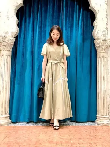 GRACE CONTINENTAL The Banquet eri コーディネート画像