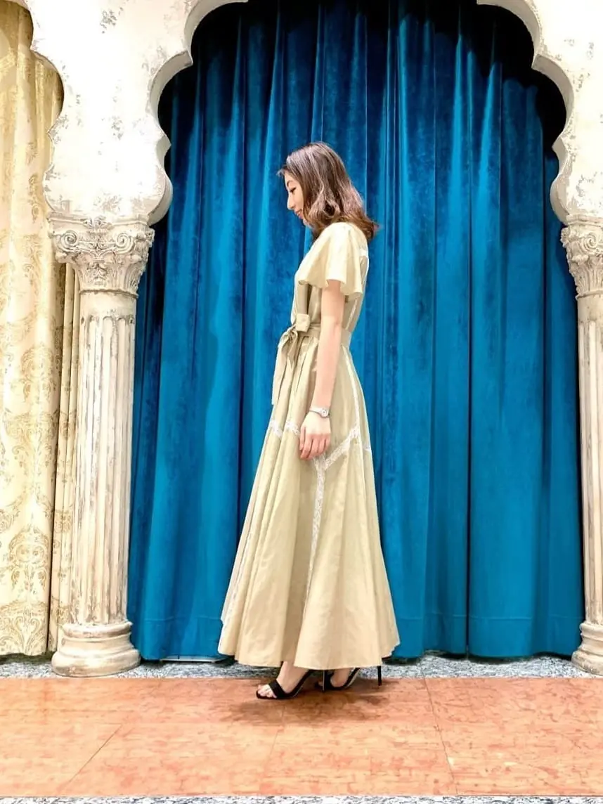 GRACE CONTINENTAL The Banquet eri コーディネート画像